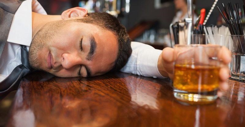 mơ thấy uống rượu Mơ thấy ăn nhậu và những con số có liên quan đến nhau