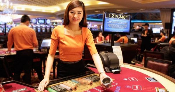 Dealer là gì là câu hỏi được rất nhiều người quan tâm dealer