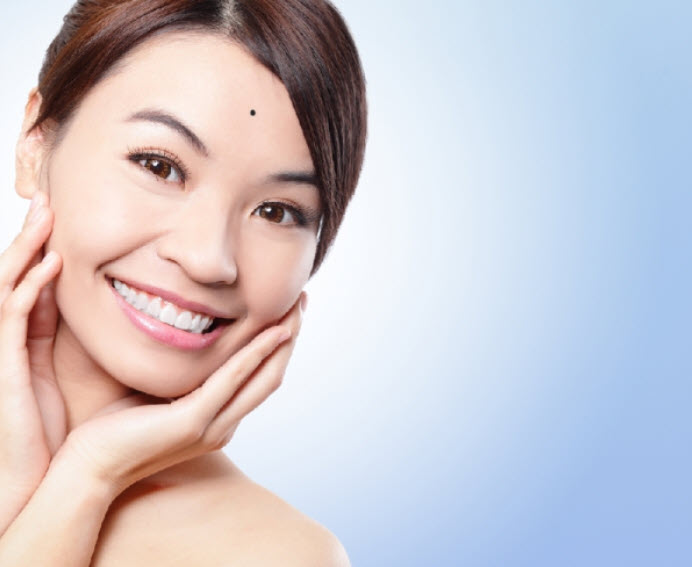 Nốt ruồi trên trán vô cùng đặc biệt với nhiều người Nốt ruồi trên trán vô cùng đặc biệt với nhiều người