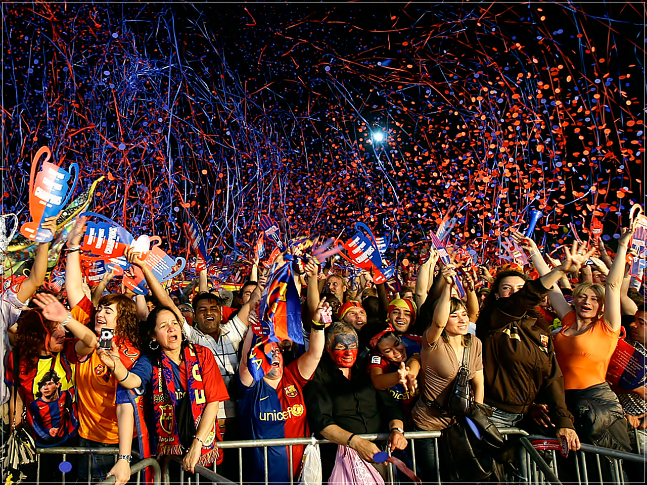 Hội cổ động viên Barca fan barca gọi là gì