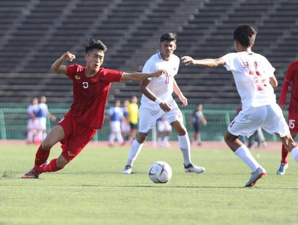 Những chiến thuật phòng ngự phản công hiệu quả cầu thủ tập luyện